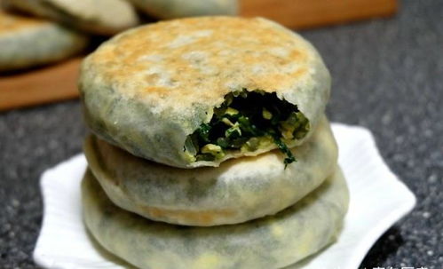 1斤荠菜,加3个鸡蛋1把粉条,做两锅馅饼,薄皮大馅,全家吃美了