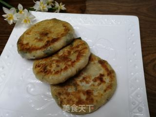 韭菜蛤蜊馅饼的做法 韭菜蛤蜊馅饼怎么做 贝贝女的菜谱