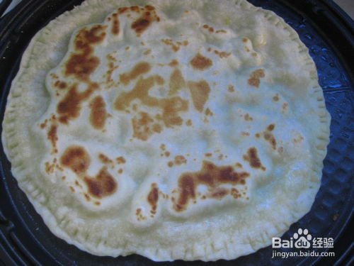 家常美味轻松做 鲜香韭菜鸡蛋馅饼